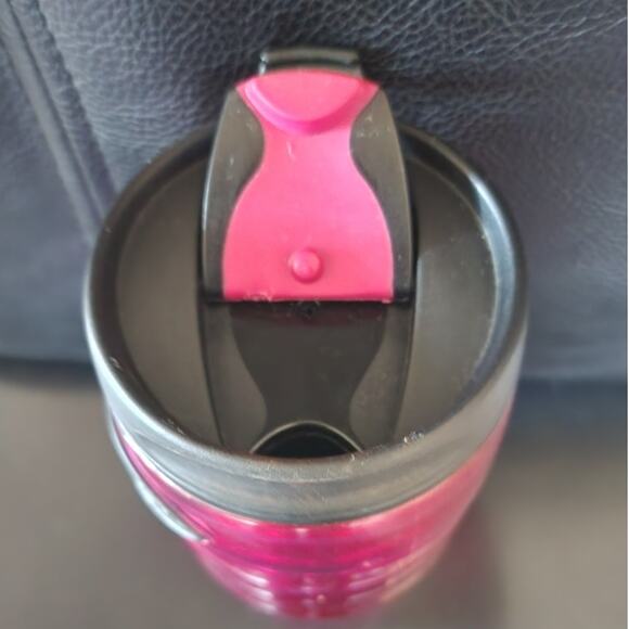 Starbucks Metallic Magenta Pink 16 oz Tumbler Travel Mug Flip Top 2004 Rare - Picture 7 of 11